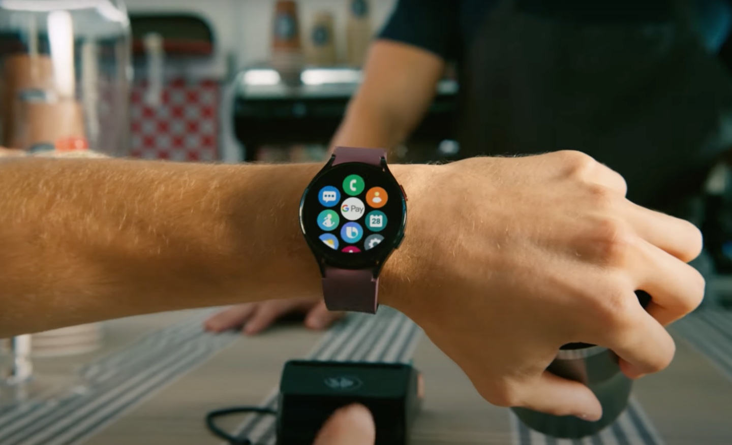 越来越方便！三星 Galaxy Watch4 系列终于开放支援 Google 助理