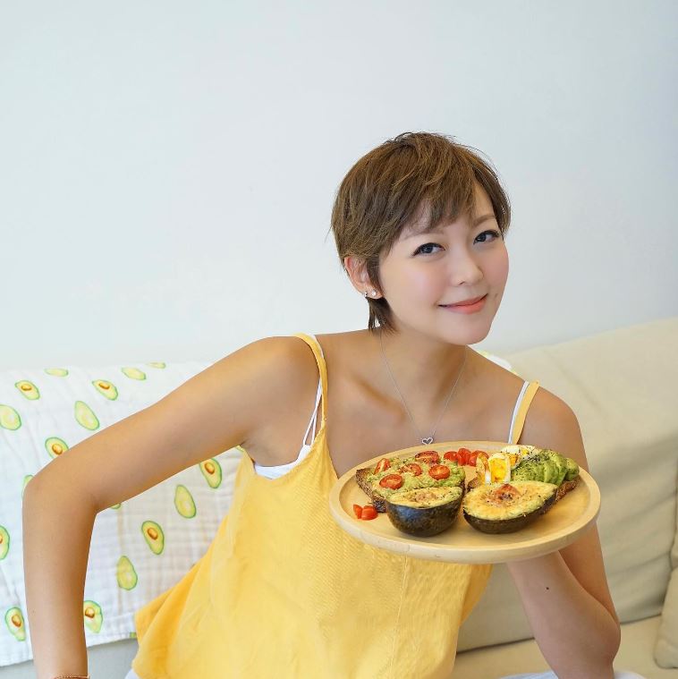 Tips I 洪永城太太梁诺妍产后成功瘦身，多吃“它”能有效减脂！ 更多热点 图5张