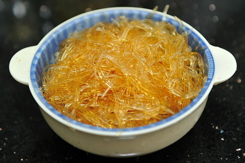 食谱 I 碗仔翅只需要3种调味料！轻松做出港式街头味道 更多热点 图1张