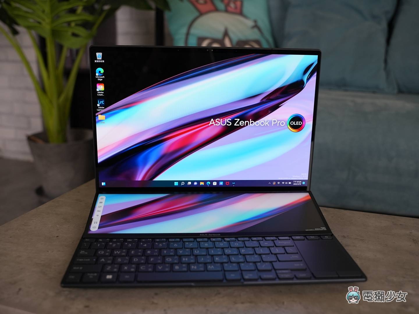 考虑带 14 吋 PC 的设计师?ASUS Zenbook Pro 14 Duo OLED 双萤幕笔电新结构与新色开箱,看见 120Hz OLED 的高规格! 内容图6 潮品文-大潮社旗下实时最新热点娱乐时尚数码等新闻资讯网站! 考虑带 14 吋 PC 的设计师?ASUS Zenbook Pro 14 Duo OLED 双萤幕笔电新结构与新色开箱,看见 120Hz OLED 的高规格!