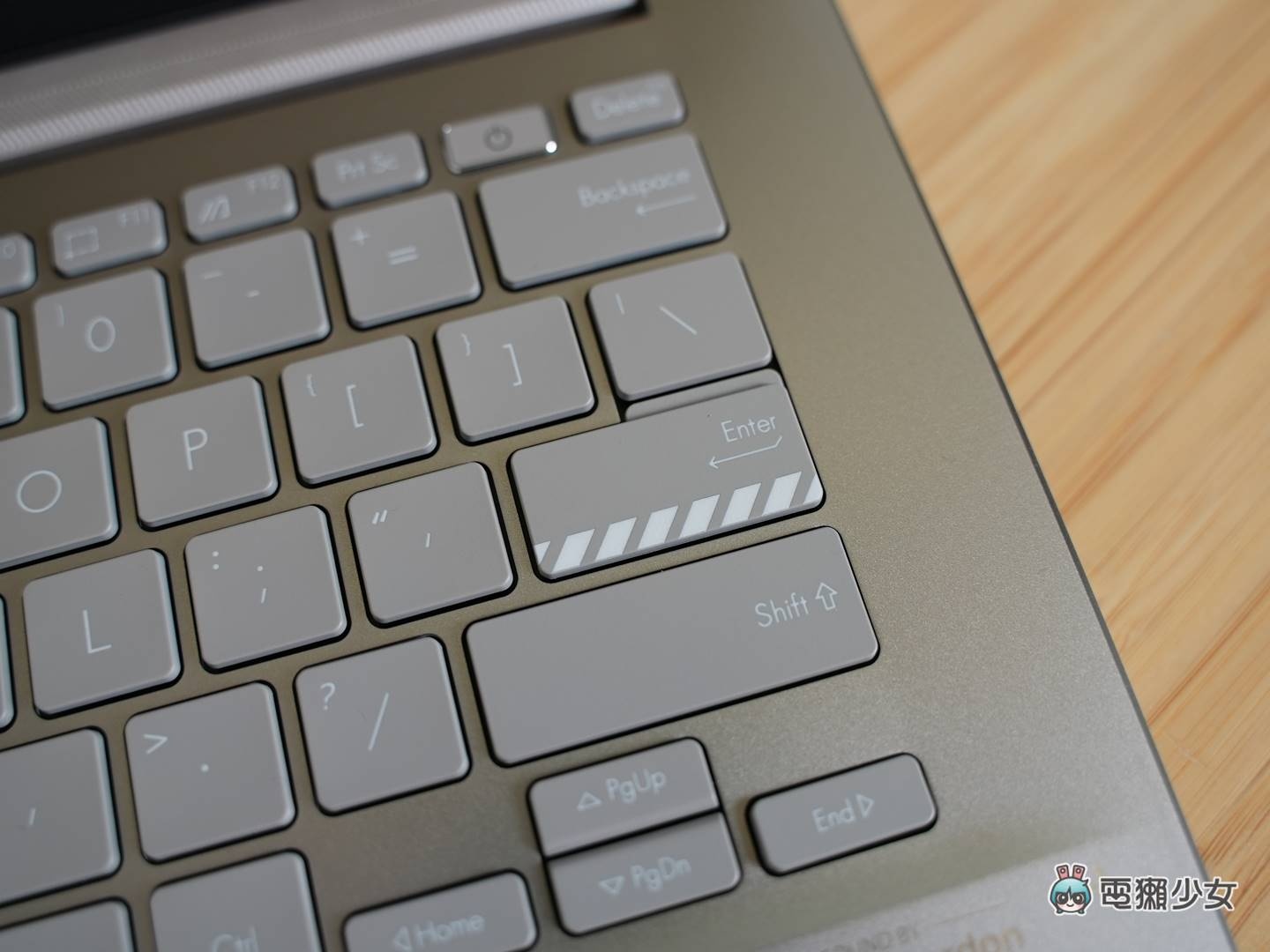 开箱｜华硕 Vivobook S 14X OLED（S5402）“原来是做萤幕，还以为是笔电呢”120Hz 更新率与 2.8K 解析度 数码科技 图14张