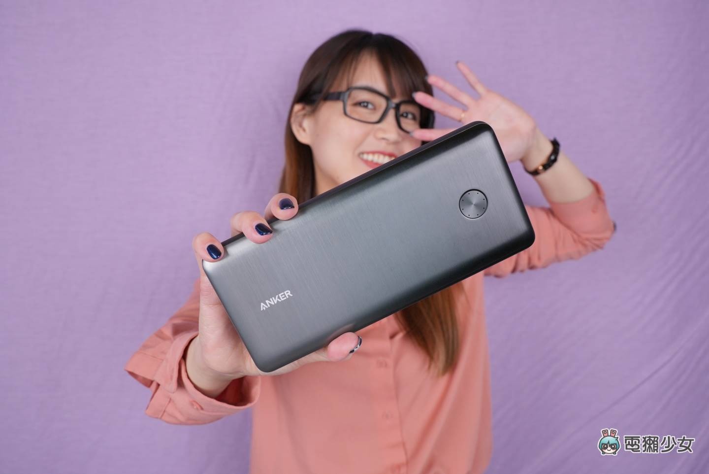 开箱|电竞笔电也能充!ANKER PowerCore lll Elite 移动电源:Type-C 输出 PowerIQ 3.0 兼容 PD 快充两大必备 内容图1 潮品文-大潮社旗下实时最新热点娱乐时尚数码等新闻资讯网站! 开箱|电竞笔电也能充!ANKER PowerCore lll Elite 移动电源:Type-C 输出 PowerIQ 3.0 兼容 PD 快充两大必备