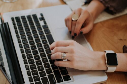 闲聊｜你买的第一个科技产品是什么？来聊聊那些购买 3C 用品的记忆吧