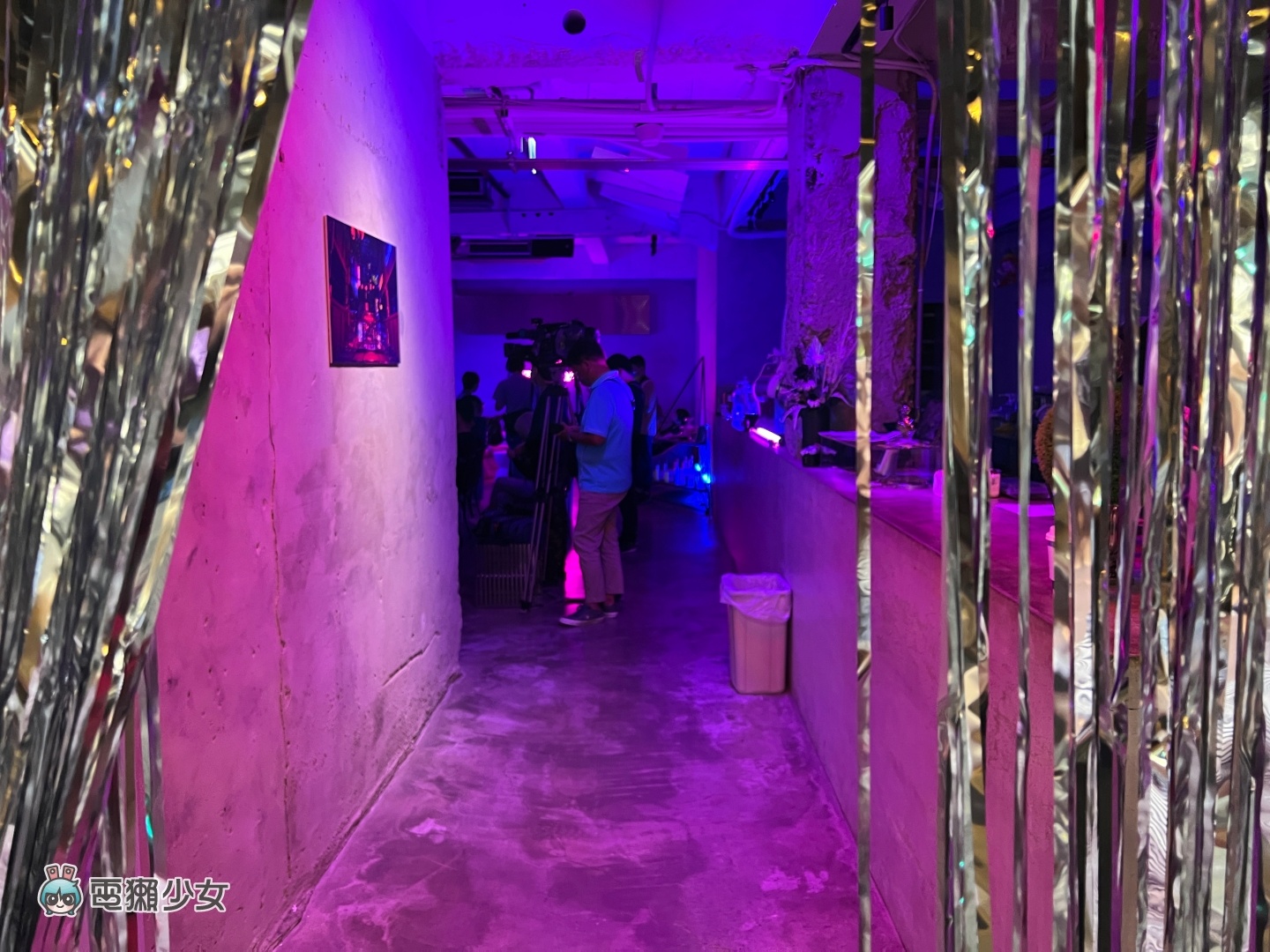 出门|亲身体会条通的爱恨纠葛!HTC VIVE ORIGINALS 携手《华灯初上》要打造沉浸式的元宇宙续集 内容图3 潮品文-大潮社旗下实时最新热点娱乐时尚数码等新闻资讯网站! 出门|亲身体会条通的爱恨纠葛!HTC VIVE ORIGINALS 携手《华灯初上》要打造沉浸式的元宇宙续集