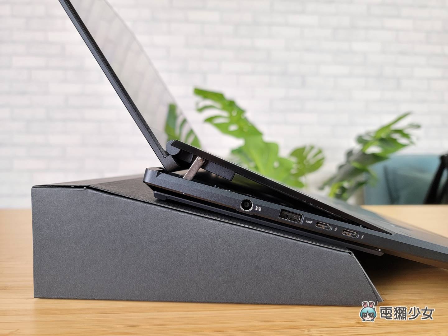 开箱|创作者笔电 Zenbook Pro 16X OLED(UX7602)给你一颗摸的到的 ASUS Dial 绘图旋钮 内容图8 潮品文-大潮社旗下实时最新热点娱乐时尚数码等新闻资讯网站! 开箱|创作者笔电 Zenbook Pro 16X OLED(UX7602)给你一颗摸的到的 ASUS Dial 绘图旋钮