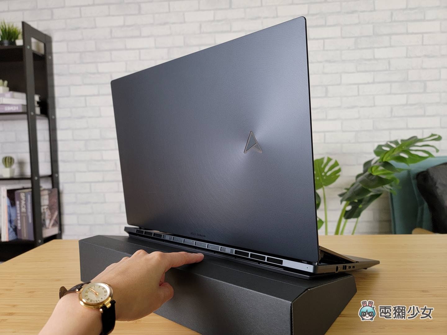 开箱|创作者笔电 Zenbook Pro 16X OLED(UX7602)给你一颗摸的到的 ASUS Dial 绘图旋钮 内容图19 潮品文-大潮社旗下实时最新热点娱乐时尚数码等新闻资讯网站! 开箱|创作者笔电 Zenbook Pro 16X OLED(UX7602)给你一颗摸的到的 ASUS Dial 绘图旋钮