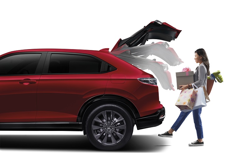 Car I 万众期待全新HR-V正式亮相！全新运动型前格栅设计 超帅气！ 更多热点 图5张