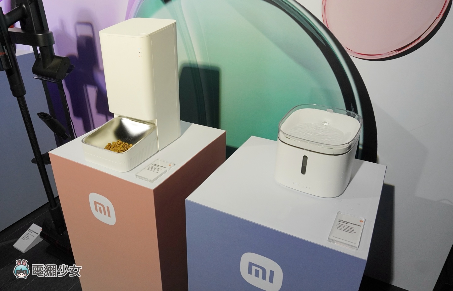 出门｜小米 12 Lite、二合一笔电、智慧家电 8 大新品齐发！吸尘器、智慧破壁调理机、宠物喂食器和饮水机全都有
