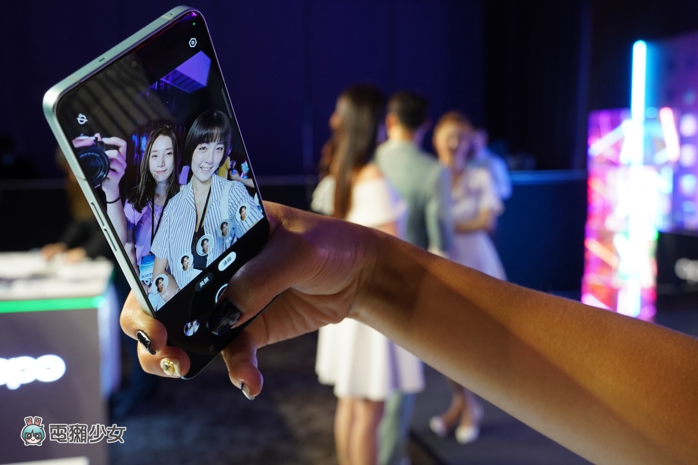 出门｜夜拍大升级！OPPO 发表超美的 Reno8 系列和真无线耳机 Enco Air2 Pro
