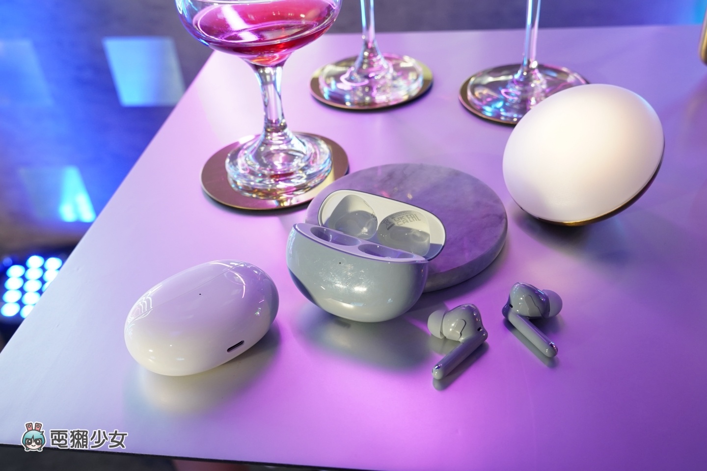 出门｜夜拍大升级！OPPO 发表超美的 Reno8 系列和真无线耳机 Enco Air2 Pro