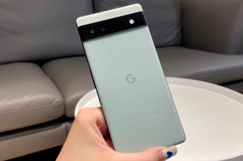 外媒拆解 Google Pixel 6a：电池更好拆了，且会是支蛮好维修的手机！