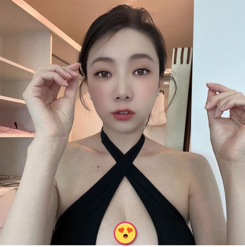 邵岱儿身材火辣。（图／翻摄自邵岱儿IG）