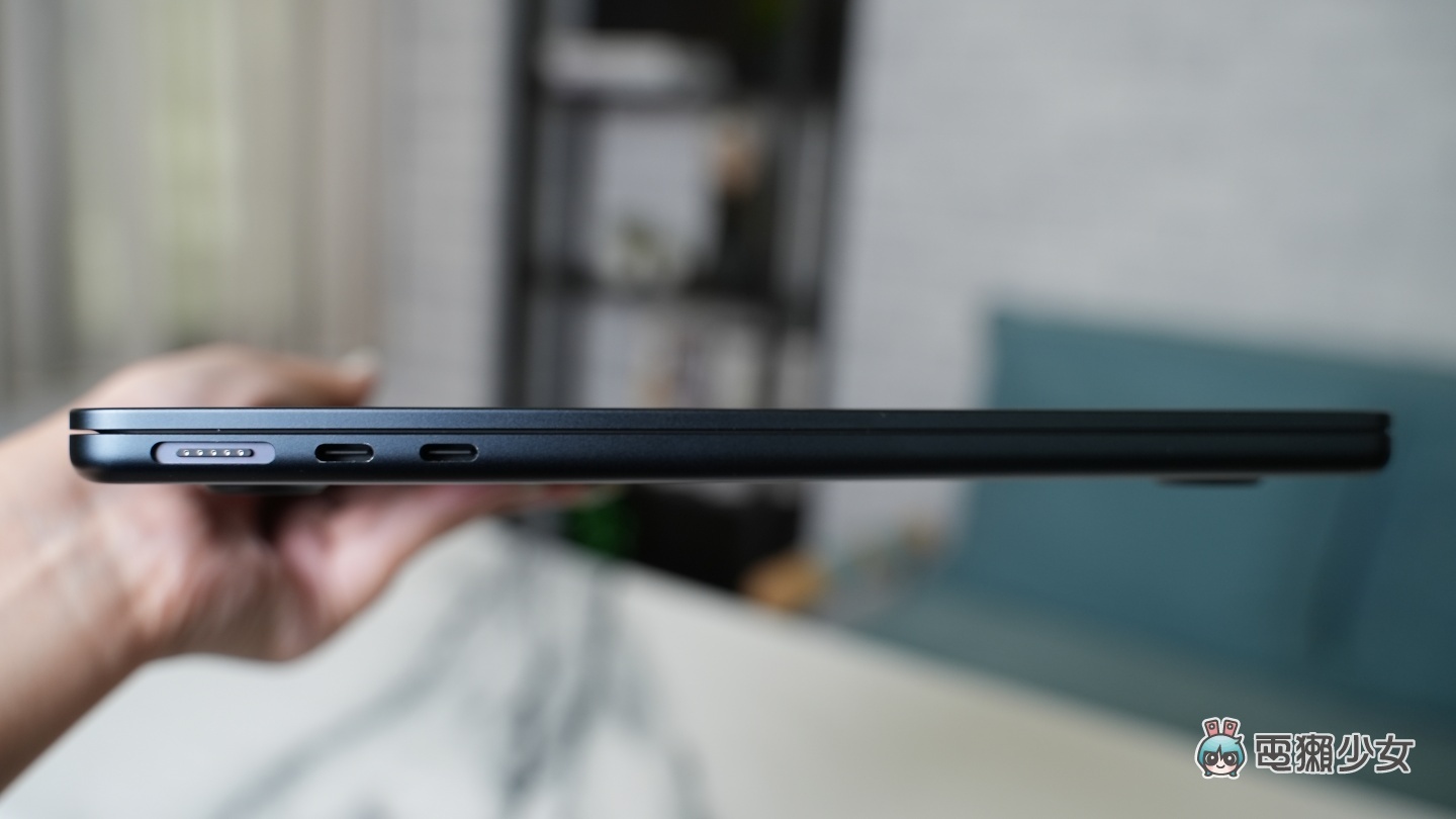 开箱｜M2 MacBook Air 开箱评测！重量变轻超有感！值不值得买？实际上手使用心得老实说