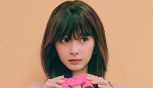 子瑜躺沙发“激露小蛮腰”罕见部位被看光！网友暴动想重播