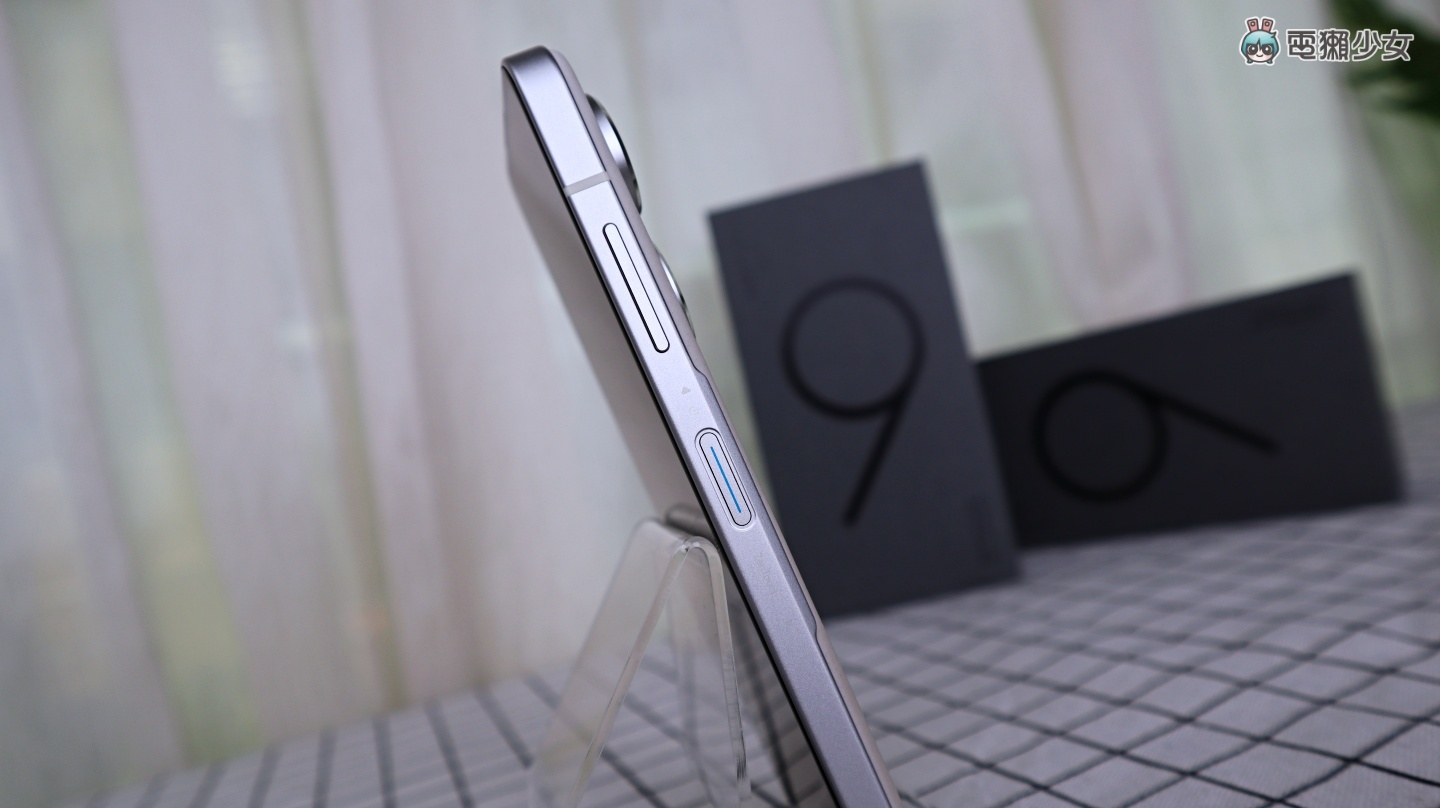 开箱｜30天深度体验心得！ ASUS Zenfone 9 不玩花样，造就年度最佳手感