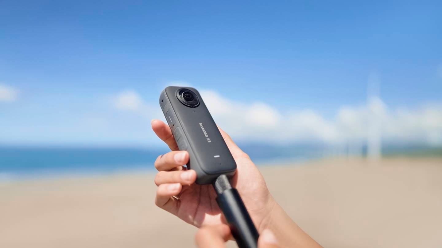 更大萤幕的 Insta360 X3 来了!下一代全新全景运动相机 内容图4 潮品文-大潮社旗下实时最新热点娱乐时尚数码等新闻资讯网站! 更大萤幕的 Insta360 X3 来了!下一代全新全景运动相机