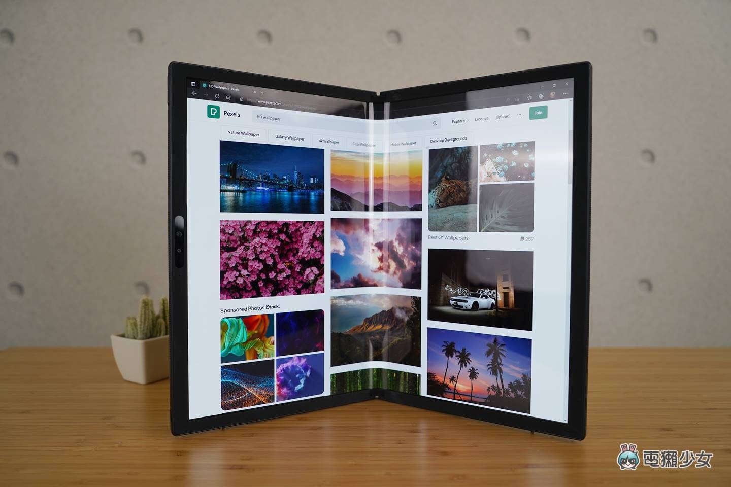 折叠笔电来了!Zenbook 17 Fold OLED 是平板也是笔电,使用心得与感想 内容图4 潮品文-大潮社旗下实时最新热点娱乐时尚数码等新闻资讯网站! 折叠笔电来了!Zenbook 17 Fold OLED 是平板也是笔电,使用心得与感想