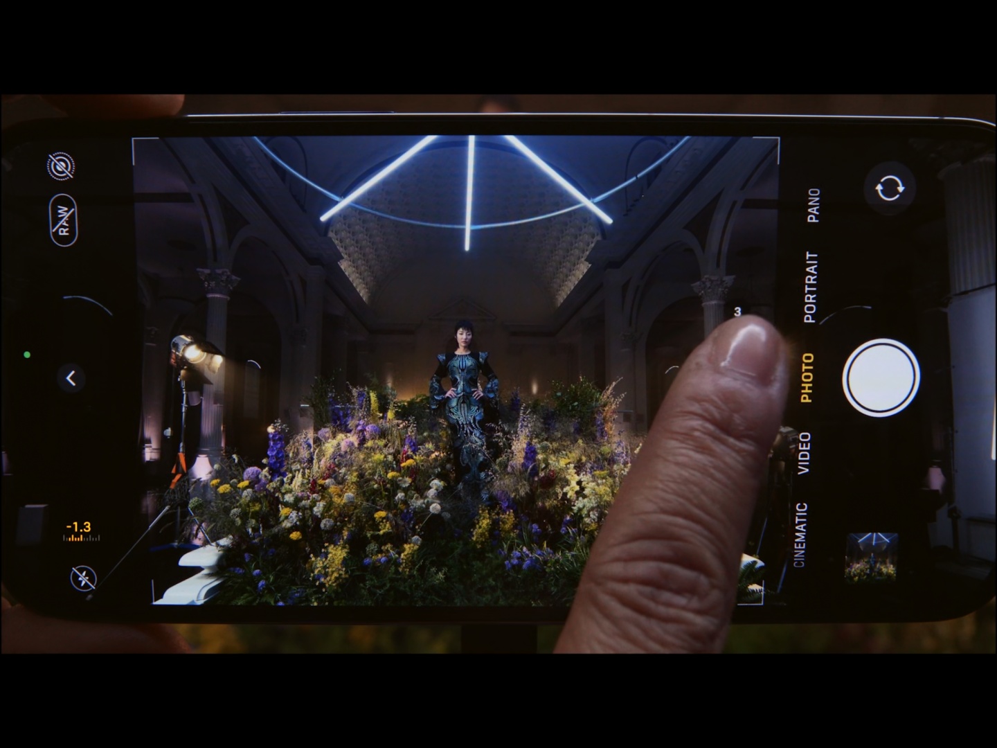 iPhone 14 比较 iPhone 13 Pro!同样搭载 A15 仿生晶片,买 iPhone 13 Pro 更超值? 内容图6 潮品文-大潮社旗下实时最新热点娱乐时尚数码等新闻资讯网站! iPhone 14 比较 iPhone 13 Pro!同样搭载 A15 仿生晶片,买 iPhone 13 Pro 更超值?