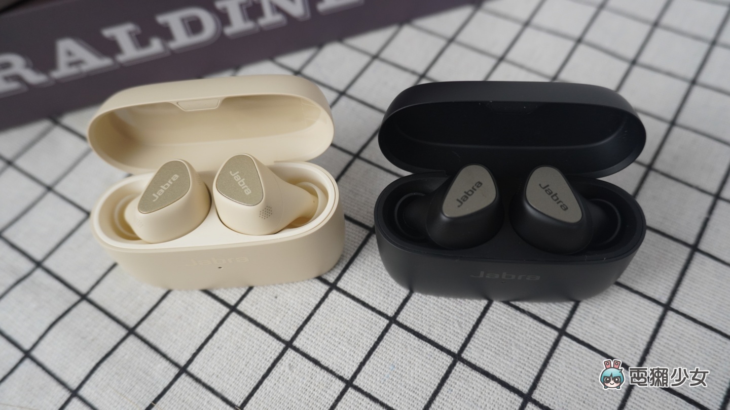 开箱|Jabra Elite 5 全新真无线蓝牙耳机上手玩!具备升级的混合主动降噪和无可挑剔的舒适度 内容图5 潮品文-大潮社旗下实时最新热点娱乐时尚数码等新闻资讯网站! 开箱|Jabra Elite 5 全新真无线蓝牙耳机上手玩!具备升级的混合主动降噪和无可挑剔的舒适度