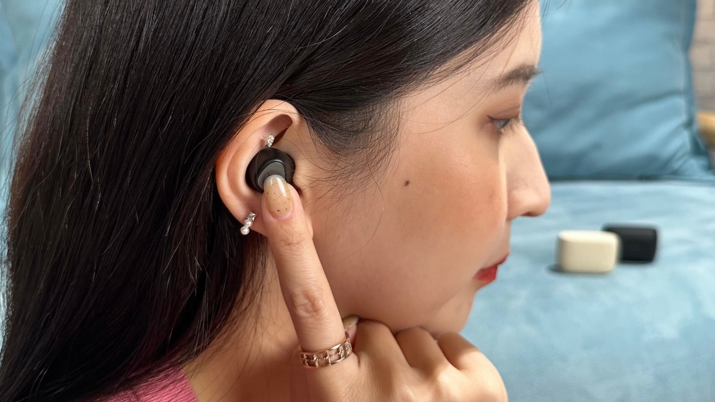 开箱|Jabra Elite 5 全新真无线蓝牙耳机上手玩!具备升级的混合主动降噪和无可挑剔的舒适度 内容图9 潮品文-大潮社旗下实时最新热点娱乐时尚数码等新闻资讯网站! 开箱|Jabra Elite 5 全新真无线蓝牙耳机上手玩!具备升级的混合主动降噪和无可挑剔的舒适度