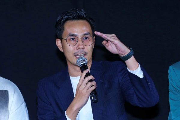 郭晓东自认与李伟燊的Bromance很浪漫！竟被吐槽：一直用身体来“摩擦”我 娱乐资讯 图5张