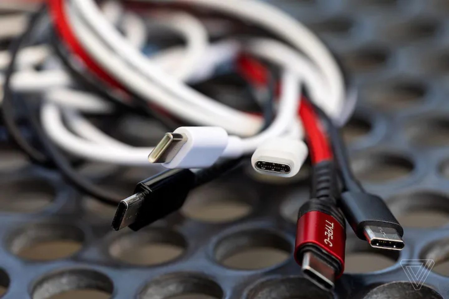 USB 取消小数点版本！协会更新命名方法，传输规格变后缀更简易好懂？
