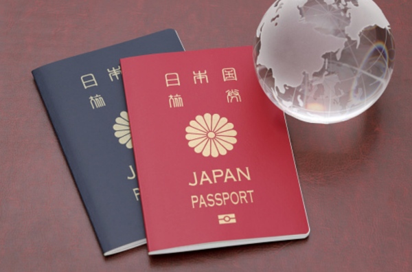 生活 I 2022“最强护照”前三国竟都是亚洲地区！马来西亚排行第13！ 更多热点 图1张