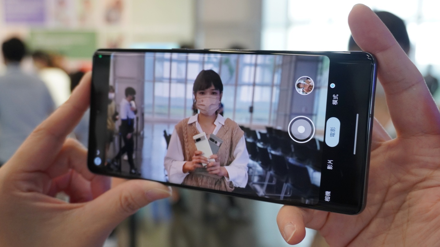 出门|Google Pixel 7 系列快速把玩 售价 18,990 元起!具有超齐全功能的 Google Pixel Watch 也来了 内容图11 潮品文-大潮社旗下实时最新热点娱乐时尚数码等新闻资讯网站! 出门|Google Pixel 7 系列快速把玩 售价 18,990 元起!具有超齐全功能的 Google Pixel Watch 也来了