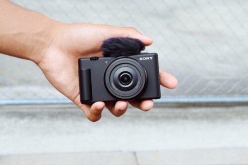 Sony 新相机 ZV-1F 登场！搭载 20mm 超广角定焦镜头 机身重量超轻盈！主打 Vlogger、轻影音创作族群
