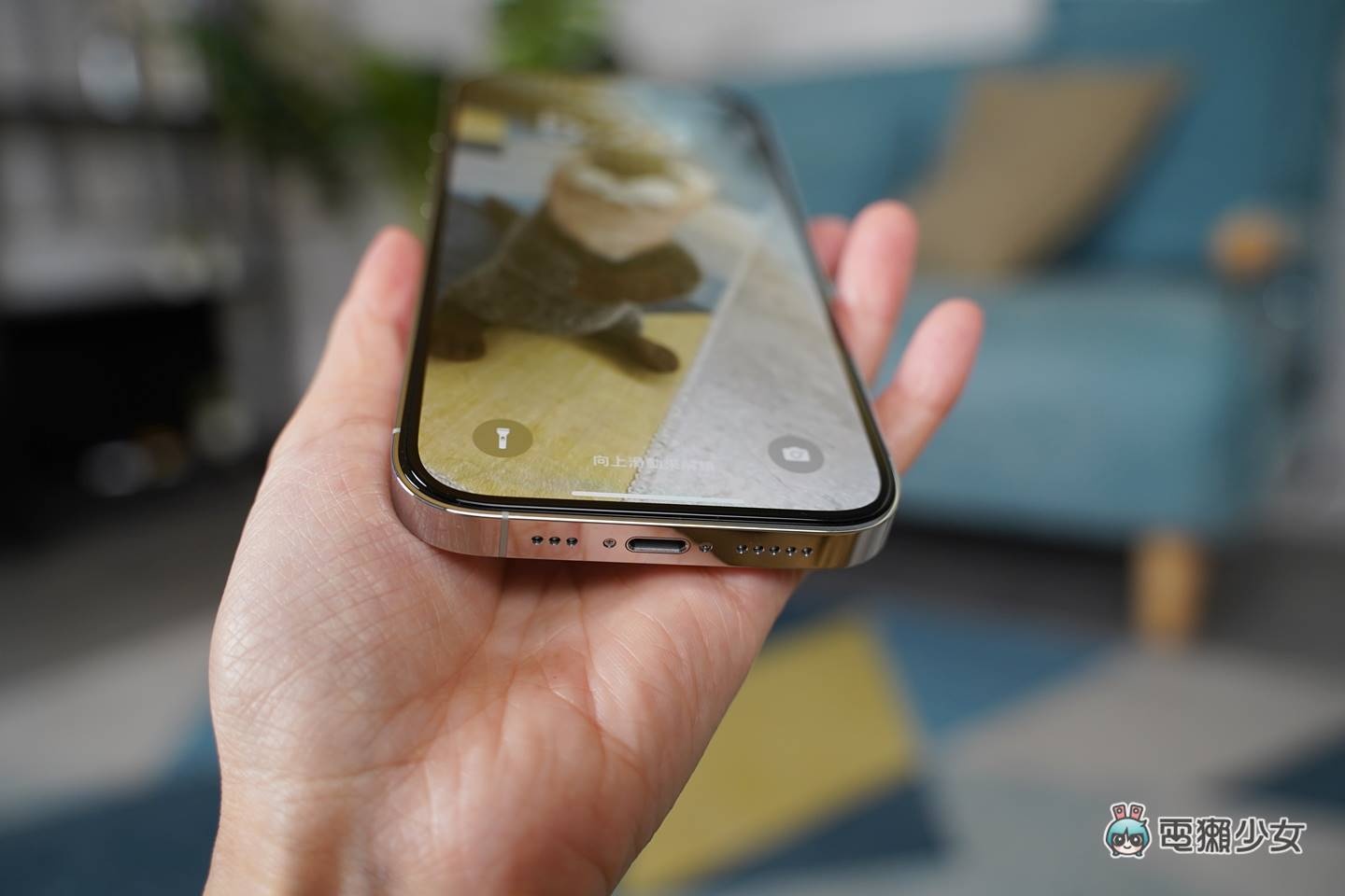iPhone 14 新手机挑保护贴！钻石镀膜、3D 曲面玻璃、9H 防爆裂硬度全都要 feat. M.Queen 膜法女王 数码科技 图6张