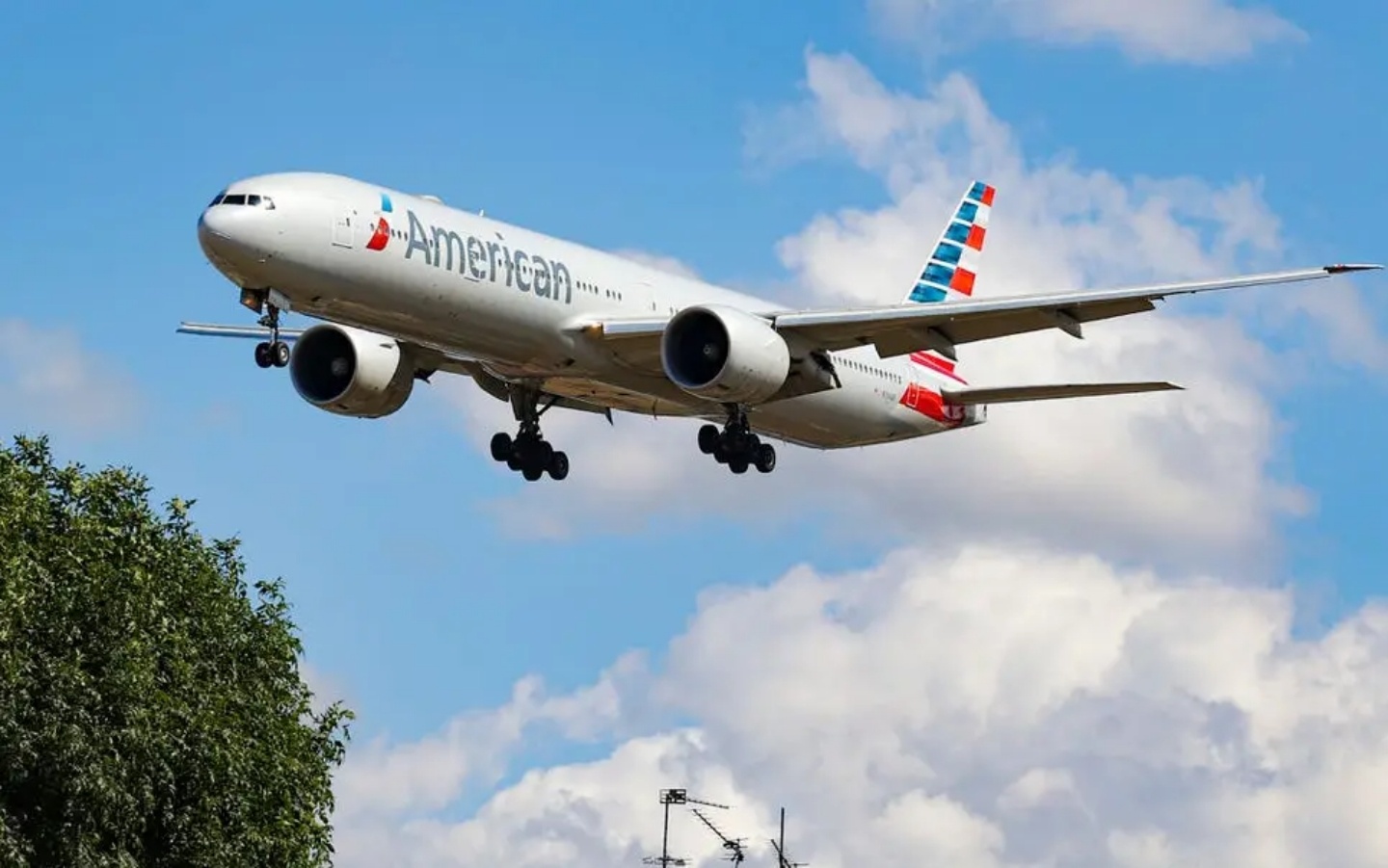 脸书改名满一年:Meta Quest Pro 发表、Horizon Worlds 元宇宙里人物有腿了!不过祖克柏却掉出全球富豪榜前十名? 内容图5 潮品文-大潮社旗下实时最新热点娱乐时尚数码等新闻资讯网站! 脸书改名满一年:Meta Quest Pro 发表、Horizon Worlds 元宇宙里人物有腿了!不过祖克柏却掉出全球富豪榜前十名?