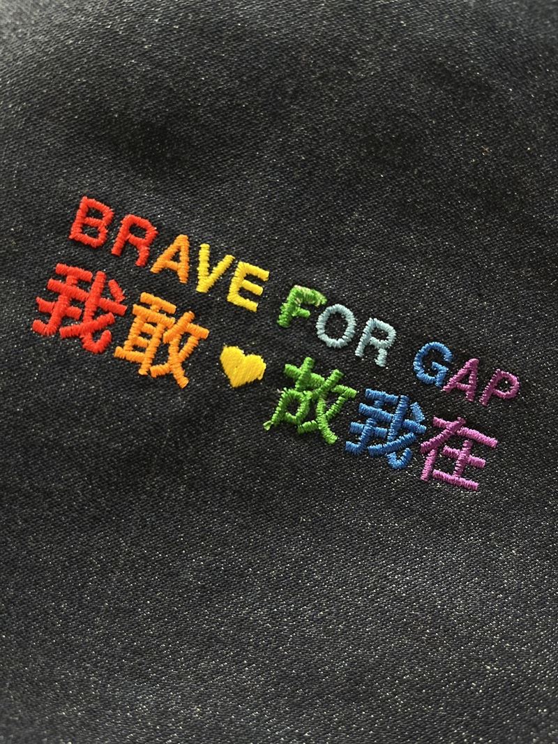 安妮亚超萌颜艺四连发！彭德也来了　爆款UT＋童装这天开卖 时尚资讯 图12张