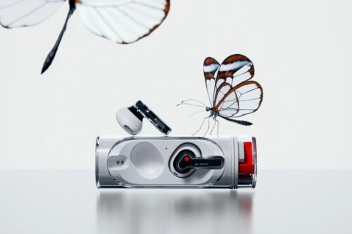 Nothing Ear (stick) 发表！半入耳式耳机，是科技产品也是时尚单品？口红状充电盒，左右旋转让你把玩