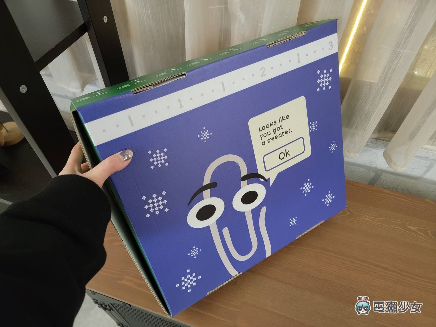 开箱｜微软年度丑毛衣实穿，2022 年冬天派出 Office 小帮手回纹针 Clippy 给我温暖 数码科技 图1张