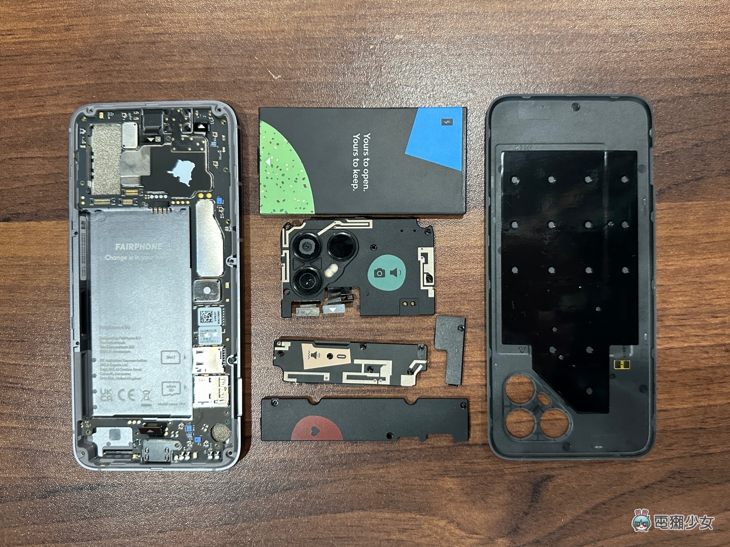 开箱｜拿到荷兰来的 Fairphone 4 了！模组化手机可以轻松拆卸自己维修 不只省钱还超环保？
