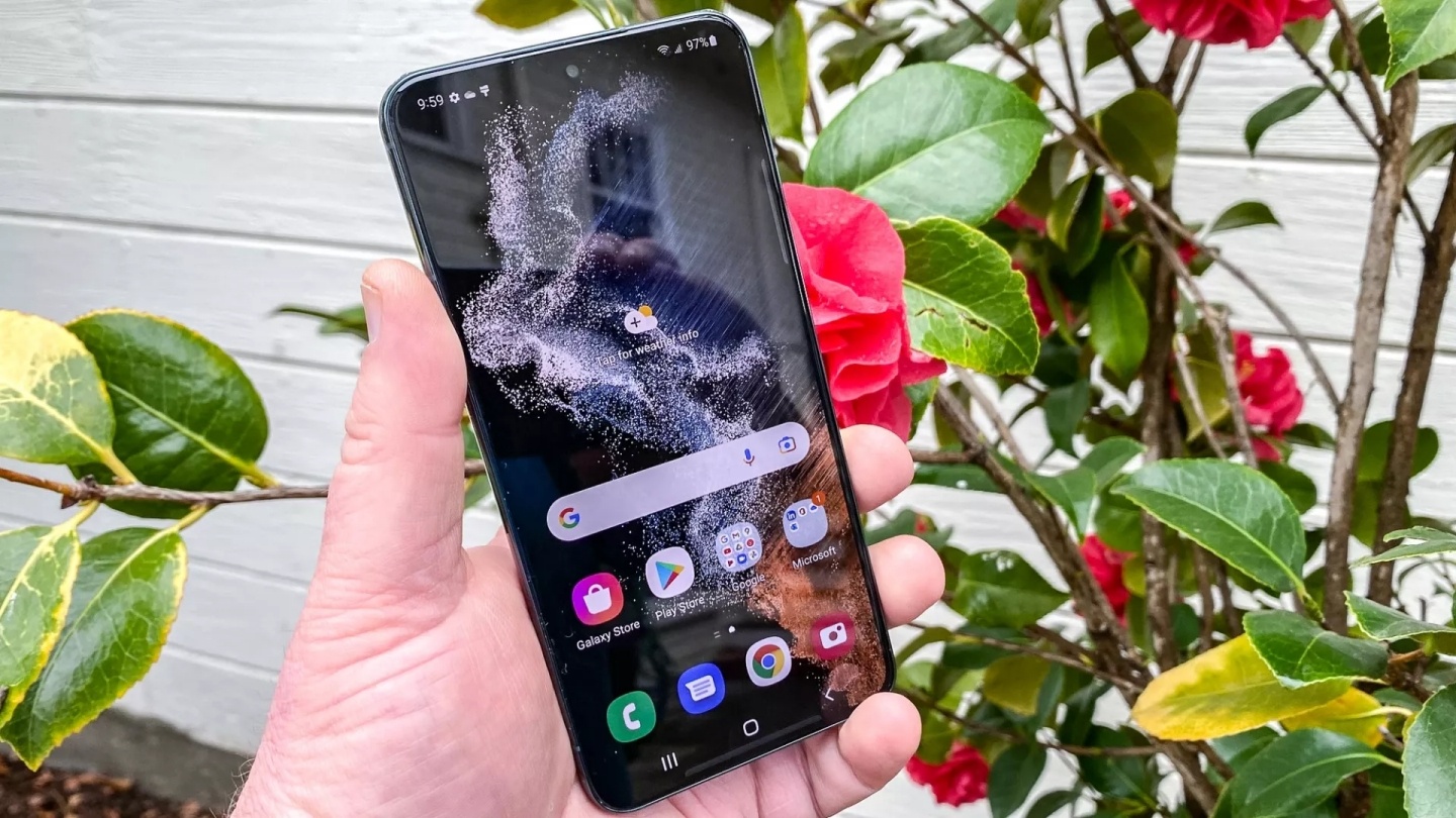 三星下一代旗舰机 Galaxy S23 系列传闻大整理!全萤幕指纹解锁超安全?2 亿像素主镜头只是假消息? 内容图1 潮品文-大潮社旗下实时最新热点娱乐时尚数码等新闻资讯网站! 三星下一代旗舰机 Galaxy S23 系列传闻大整理!全萤幕指纹解锁超安全?2 亿像素主镜头只是假消息?