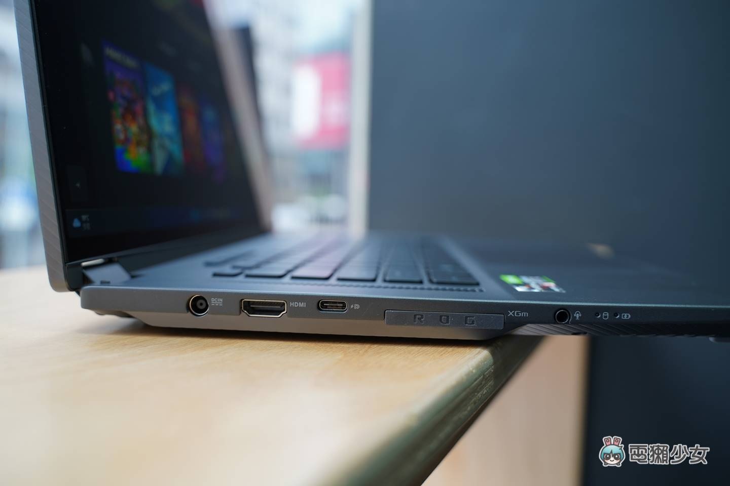 16 吋也能是翻转电竞笔电!ROG Flow X16 带着顶规 AMD 处理器与 NVIDIA 独立显卡翻过去,轻薄可携、灵活多工 内容图7 潮品文-大潮社旗下实时最新热点娱乐时尚数码等新闻资讯网站! 16 吋也能是翻转电竞笔电!ROG Flow X16 带着顶规 AMD 处理器与 NVIDIA 独立显卡翻过去,轻薄可携、灵活多工