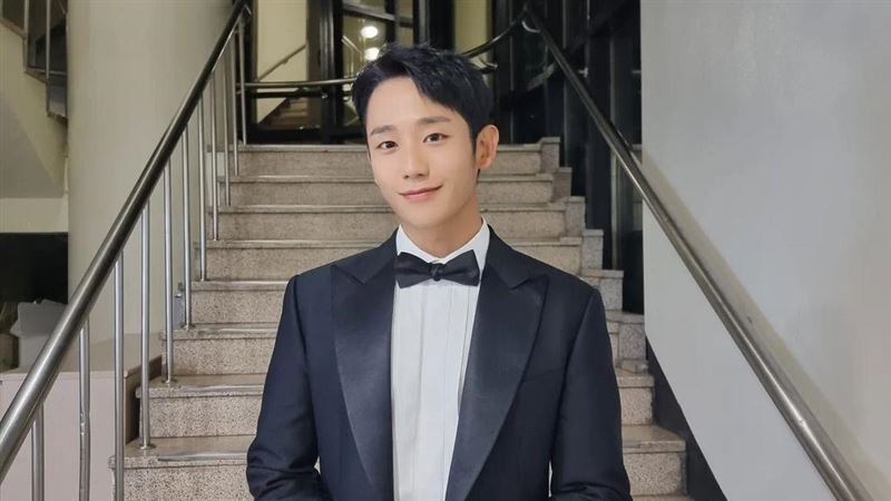 2023第一韩星！丁海寅惊喜宣布“炫风来台”　时隔三年同框中国台湾男神