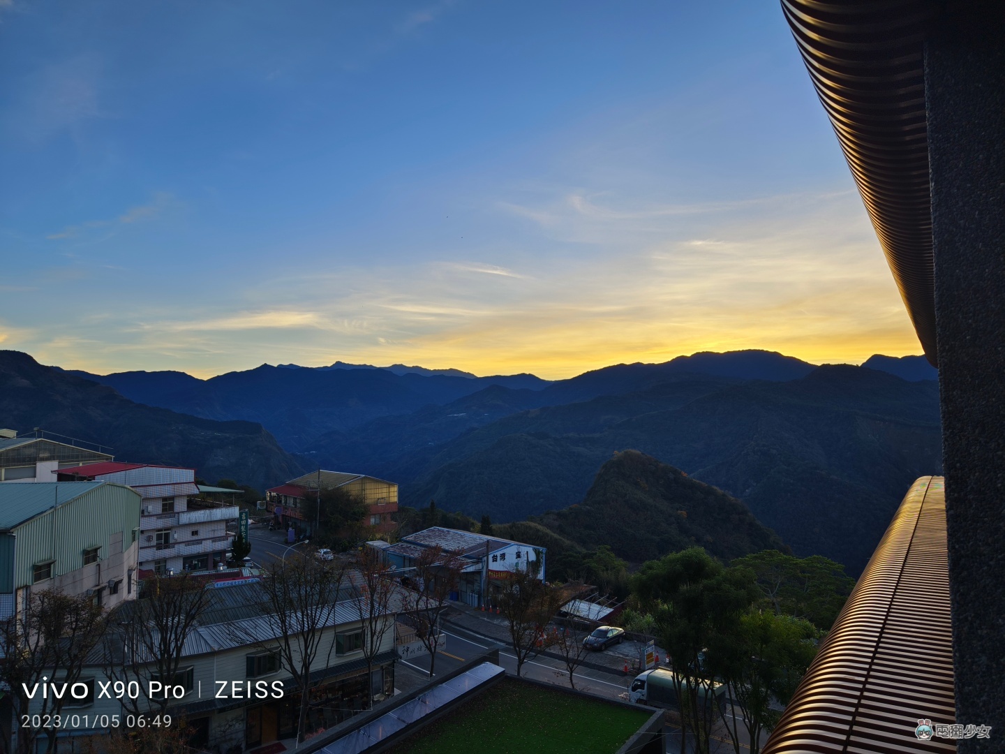 出门实拍|vivo X90 Pro 登场!阿里山的星空云海美景全记录 内容图19 潮品文-大潮社旗下实时最新热点娱乐时尚数码等新闻资讯网站! 出门实拍|vivo X90 Pro 登场!阿里山的星空云海美景全记录