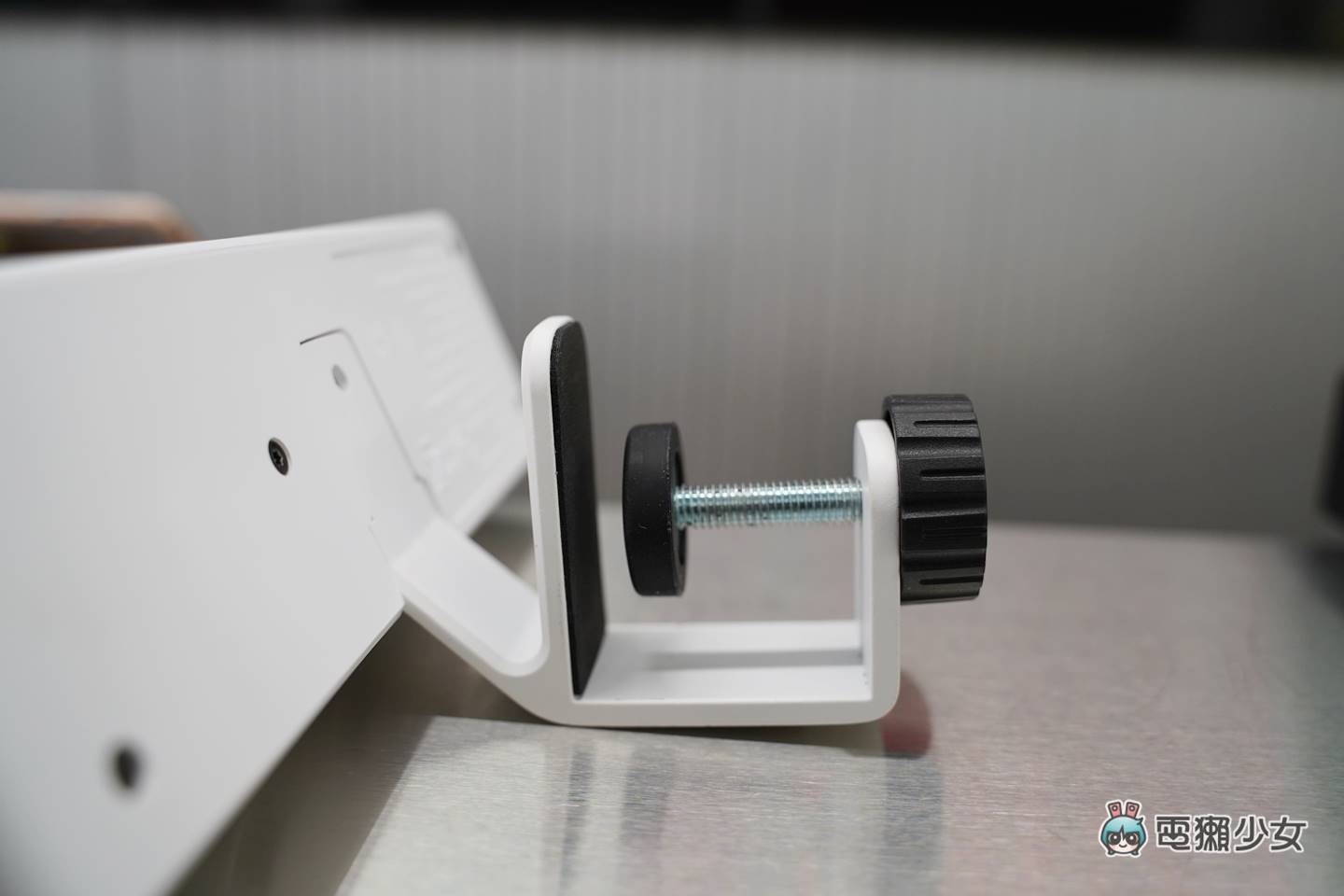 开箱|延长线也有学问?这个插座与产品之间最佳的桥梁进化到哪里了 Zmoji 架起来的延长线 内容图9 潮品文-大潮社旗下实时最新热点娱乐时尚数码等新闻资讯网站! 开箱|延长线也有学问?这个插座与产品之间最佳的桥梁进化到哪里了 Zmoji 架起来的延长线