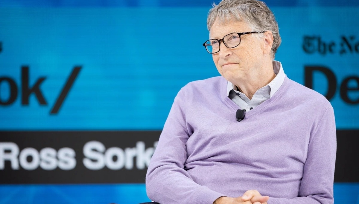 比尔盖兹御用手机既不是 Surface Duo 2 也不是 iPhone？三星旗舰折叠机 Galaxy Z Fold 系列连用两年成心头爱