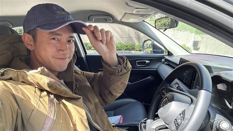 吴慷仁搬家开车载送大重物！累到“嘴歪掉”吐10字曝自己搬原因