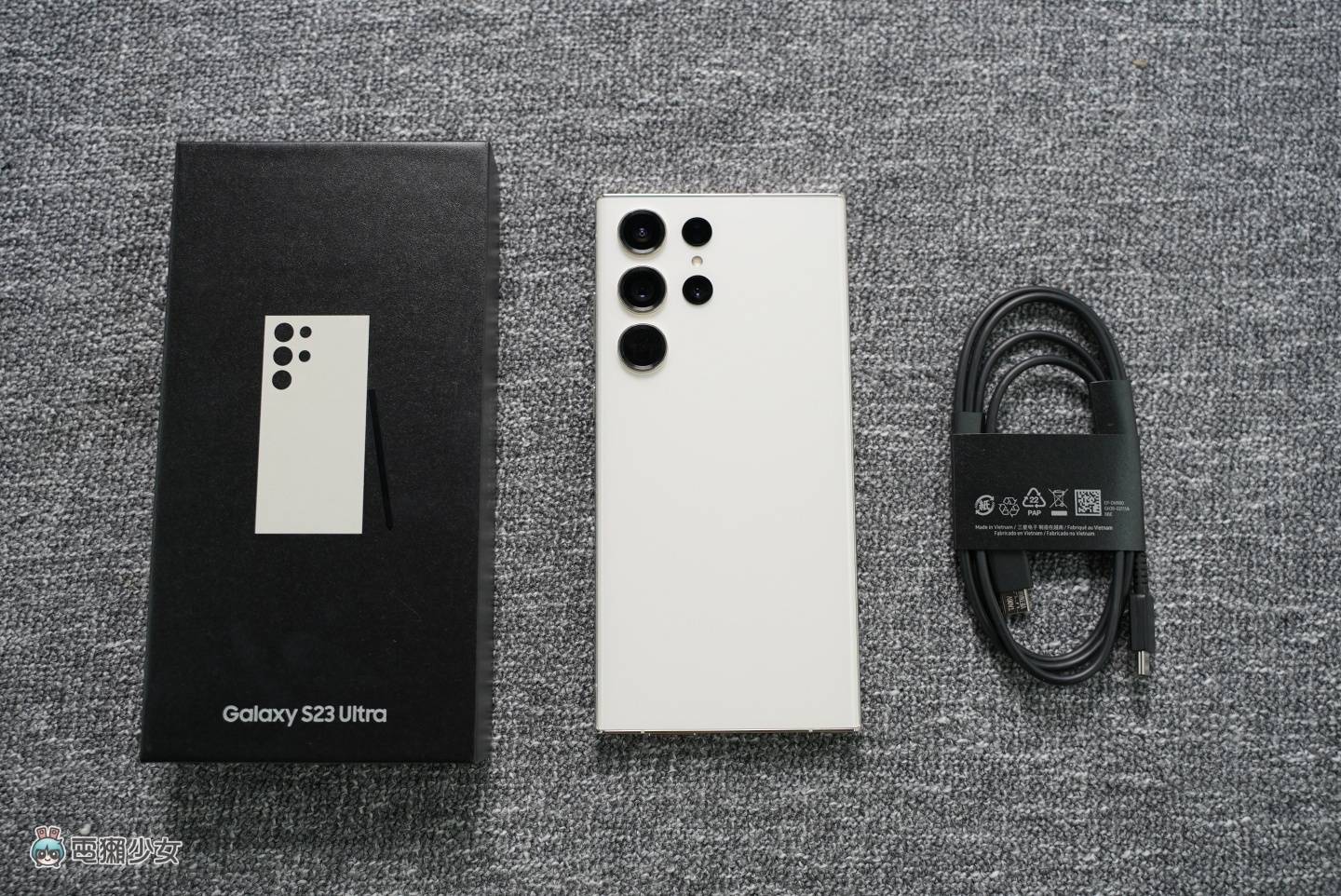 三星 Galaxy S23 Ultra 快速开箱!相机镜头和处理器是两大升级亮点 内容图2 潮品文-大潮社旗下实时最新热点娱乐时尚数码等新闻资讯网站! 三星 Galaxy S23 Ultra 快速开箱!相机镜头和处理器是两大升级亮点