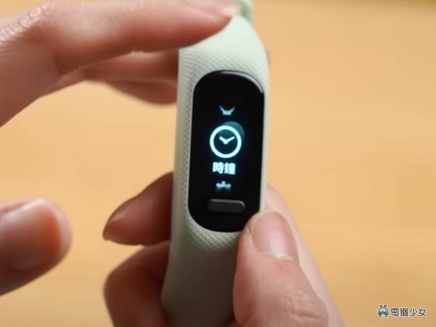 评测｜五款智慧手环使用一个月的综合评比！小米手环 7 Pro、华为 Band 7、Fitbit Inspire 3、ASUS VivioWatch 5 AERO、GARMIN vivosmart 5