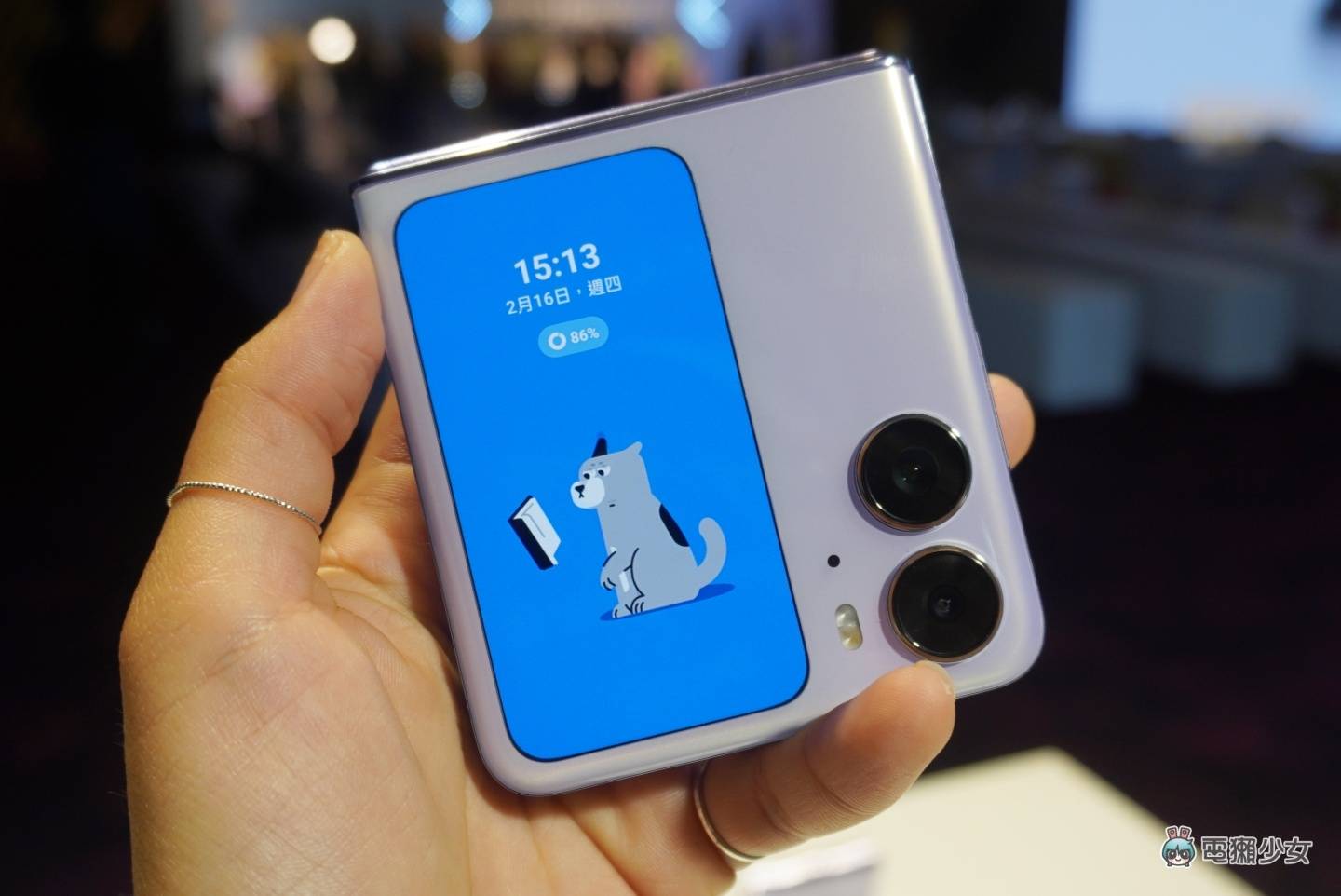 出门｜看看 OPPO 新机 Find N2 Flip 优势在哪？又大又流畅的外萤幕 自拍更方便 还可以养电子宠物！ 数码科技 图10张