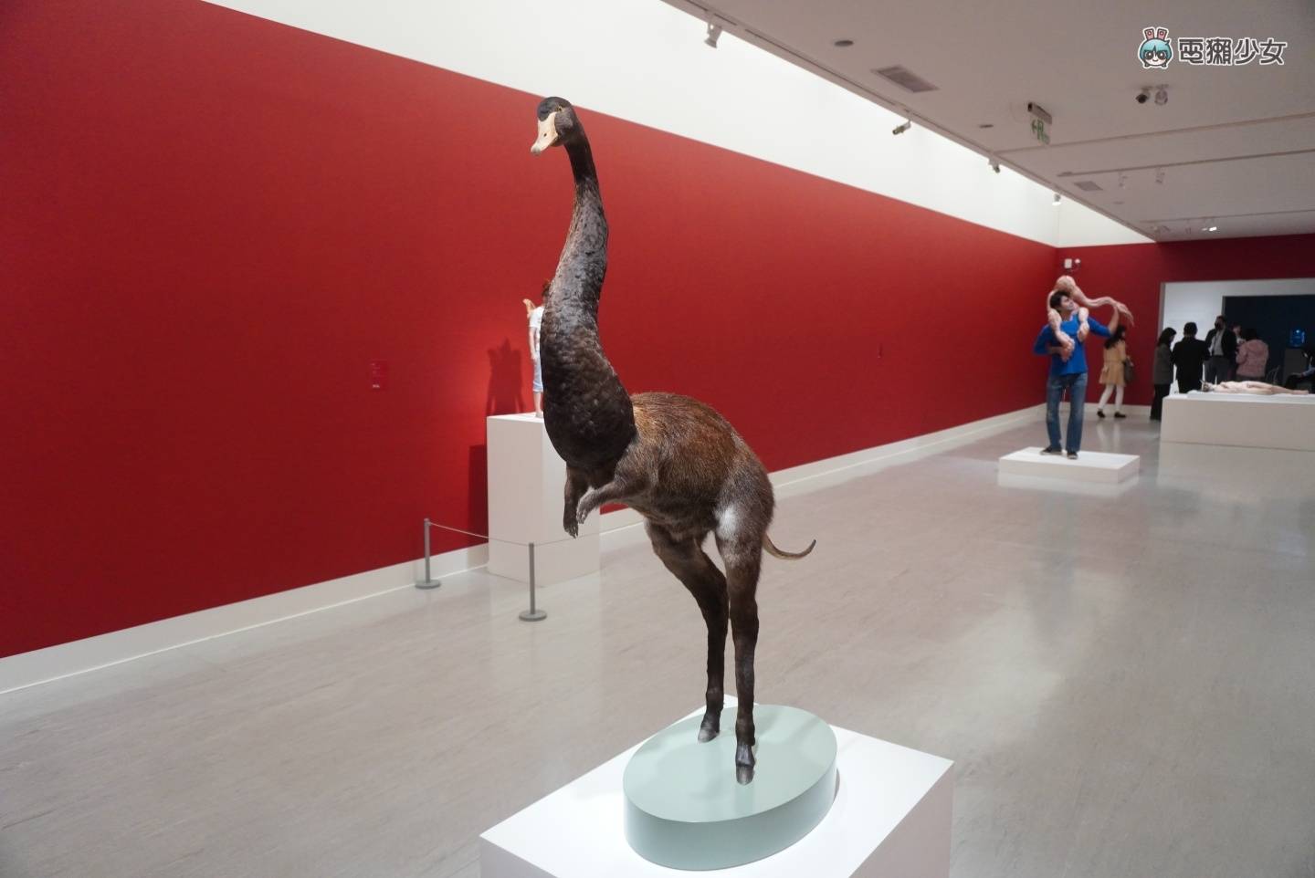 出门｜北美馆《未来身体：超自然雕塑》开展了！用 AI 与扩增实境探讨未来人类的生活样貌