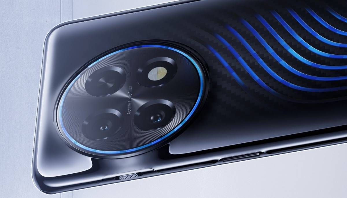 OnePlus 11 Concept 概念机在 MWC 亮相！把 PC 液体冷却系统的技术带到手机上了