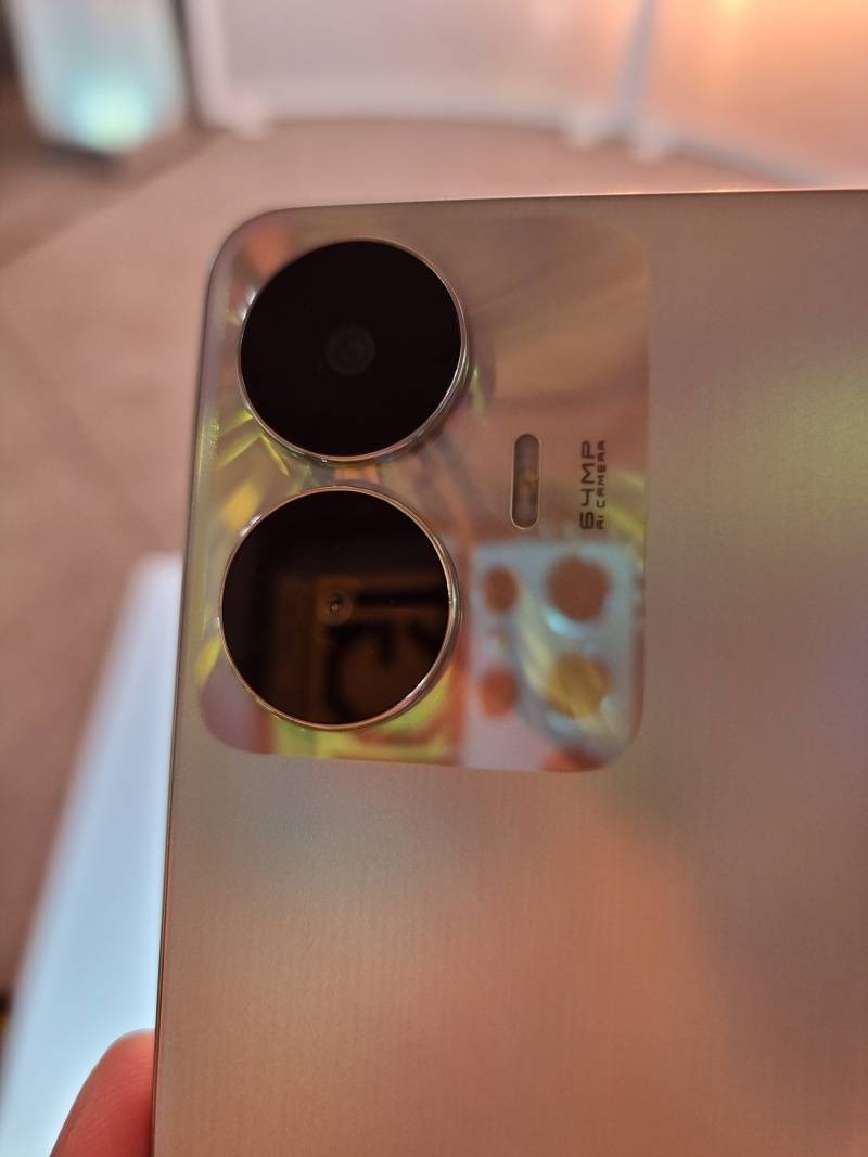 新机 I realme C55绝美登场！Sunshower超吸睛设计 还有6400万像素主摄！ 更多热点 图5张