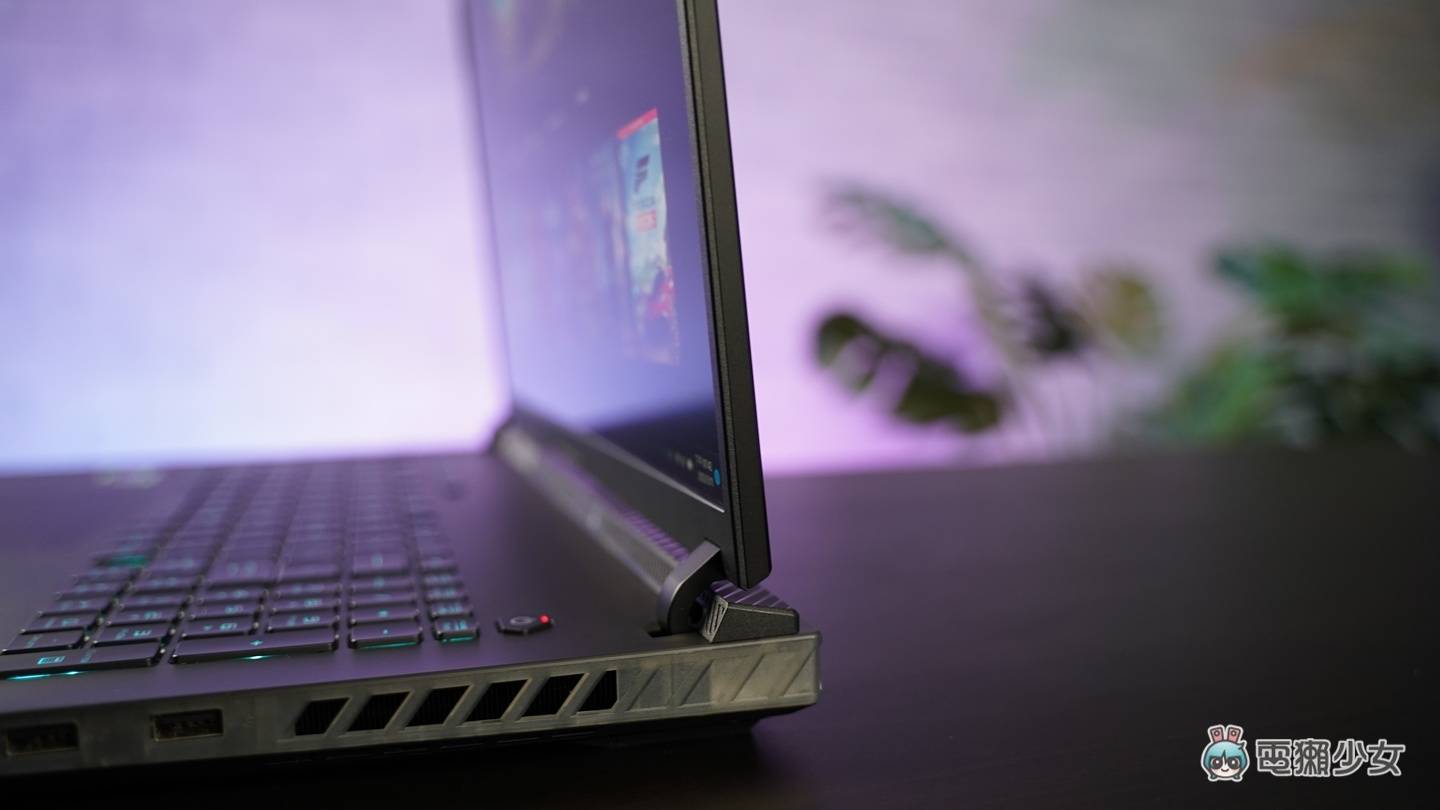 尝试客家路线？超强电竞笔电 ROG Strix SCAR 18/16（G834/G634）Nebula 霓真技术萤幕、三风扇风道、液态金属导热走甜甜价