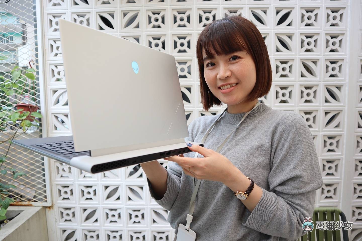 出门|Dell 电竞系列换上大胆复古电玩色!高阶 Alienware 即将在台贩售 14 吋机种 x14 R2 内容图1 潮品文-大潮社旗下实时最新热点娱乐时尚数码等新闻资讯网站! 出门|Dell 电竞系列换上大胆复古电玩色!高阶 Alienware 即将在台贩售 14 吋机种 x14 R2